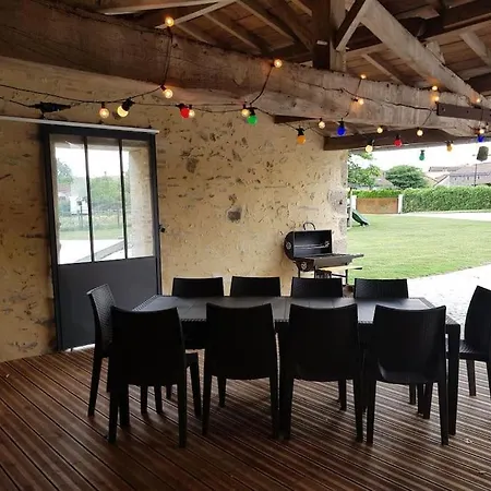 La Vie En Couleur 14 Personnes Tatil Evi Saint-Paul-en-Gâtine